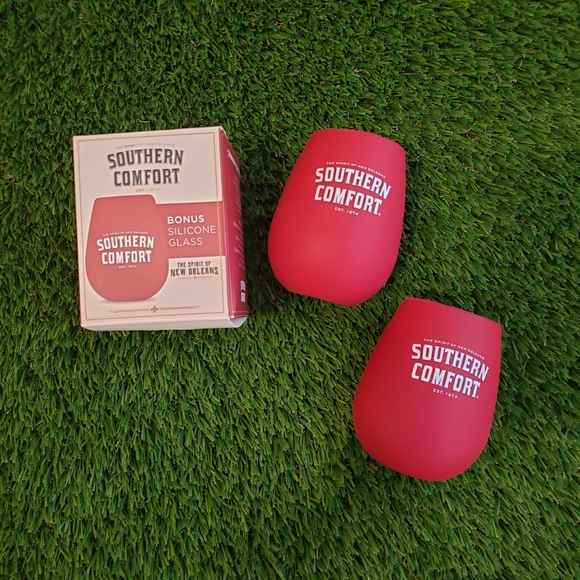 "SOUTHERN COMFORT" Branded Red Silicone Glasses - Picture 4 of 4